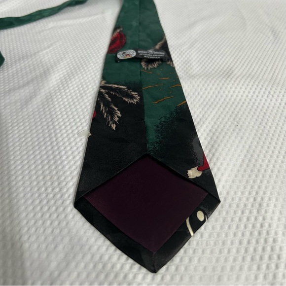 Mickey Holiday tie - Picture 5 of 8